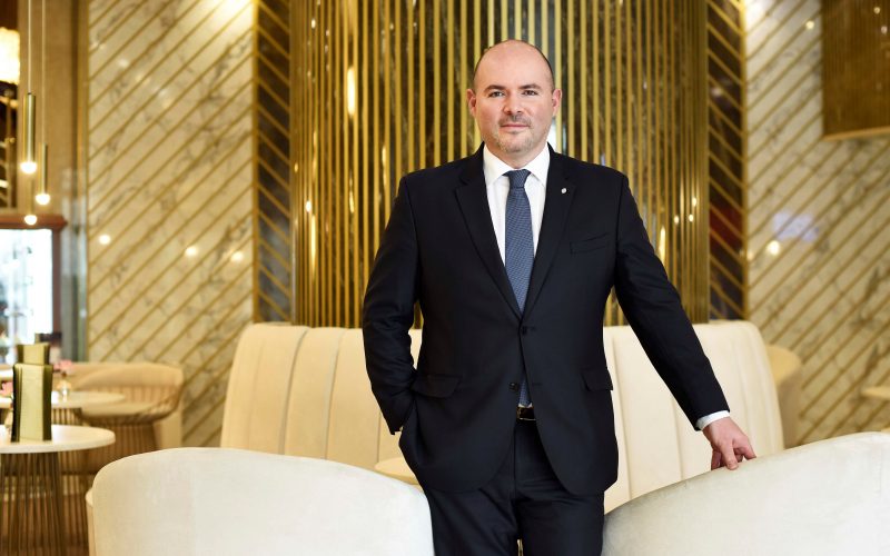 LIOR BEBERA: „CRED CĂ FIECARE INDUSTRIE AR TREBUI SĂ-ȘI CONCENTREZE ATENȚIA PE OAMENI”