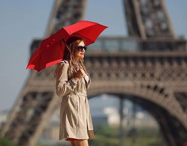 LORENA CRINTEA: „ELSTAR ESTE DIN DRAGOSTE PENTRU CĂRȚI ȘI PENTRU OAMENI”